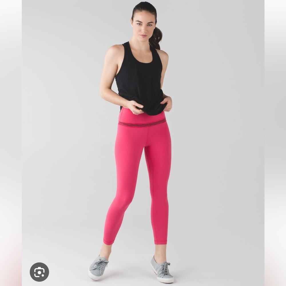 Lululemon Align Leggings, Barbie Boom Juice Bright Pink, size 10